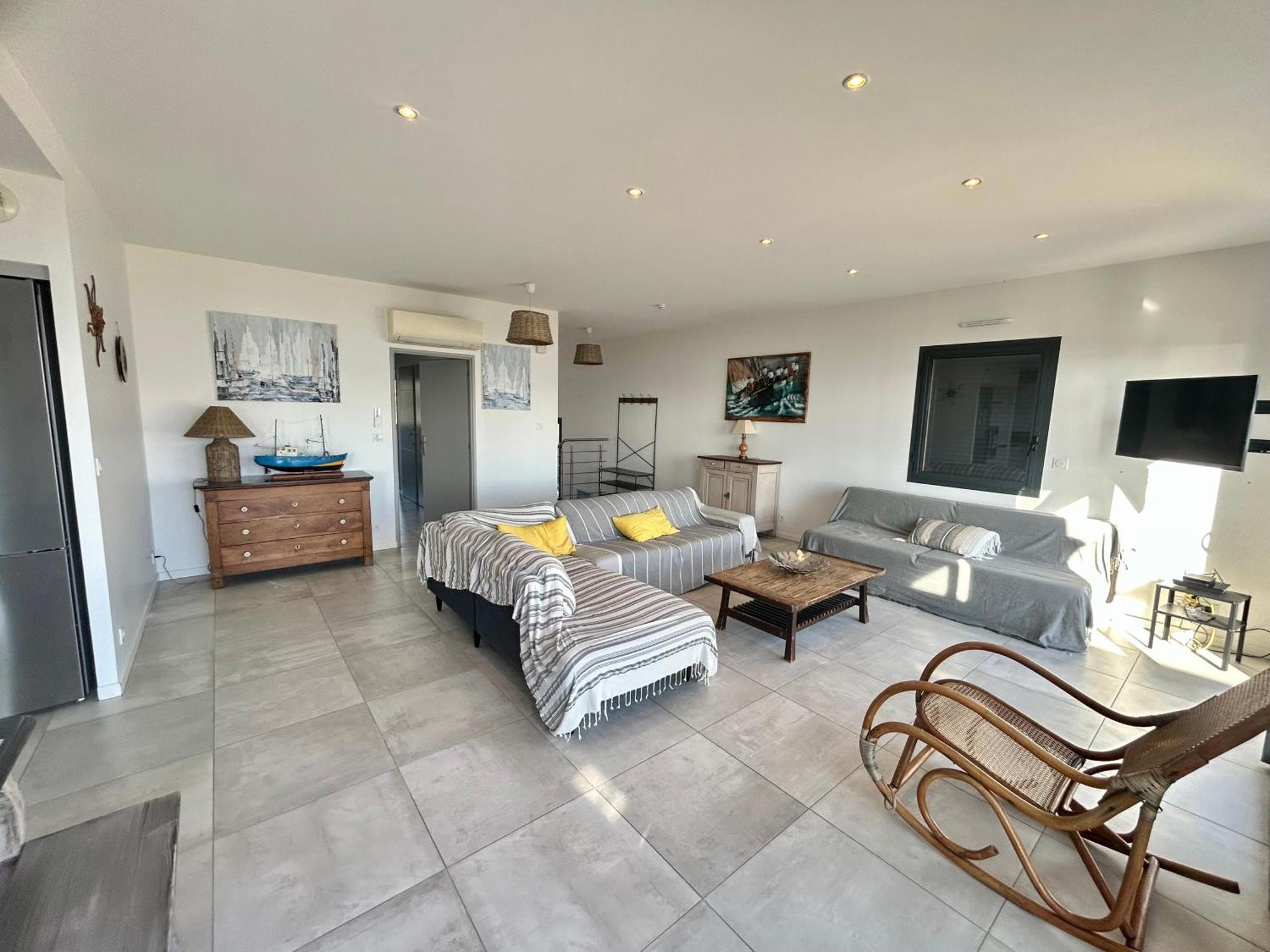 Appartement Luxe Le Levant Hyeres Exterior photo